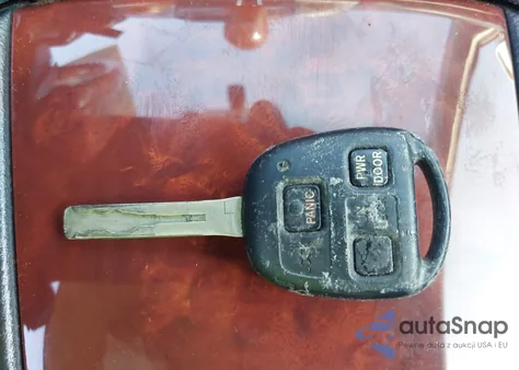 2004 Lexus Rx 330 z USA, uszkodzony, nr VIN JTJGA31U440005686